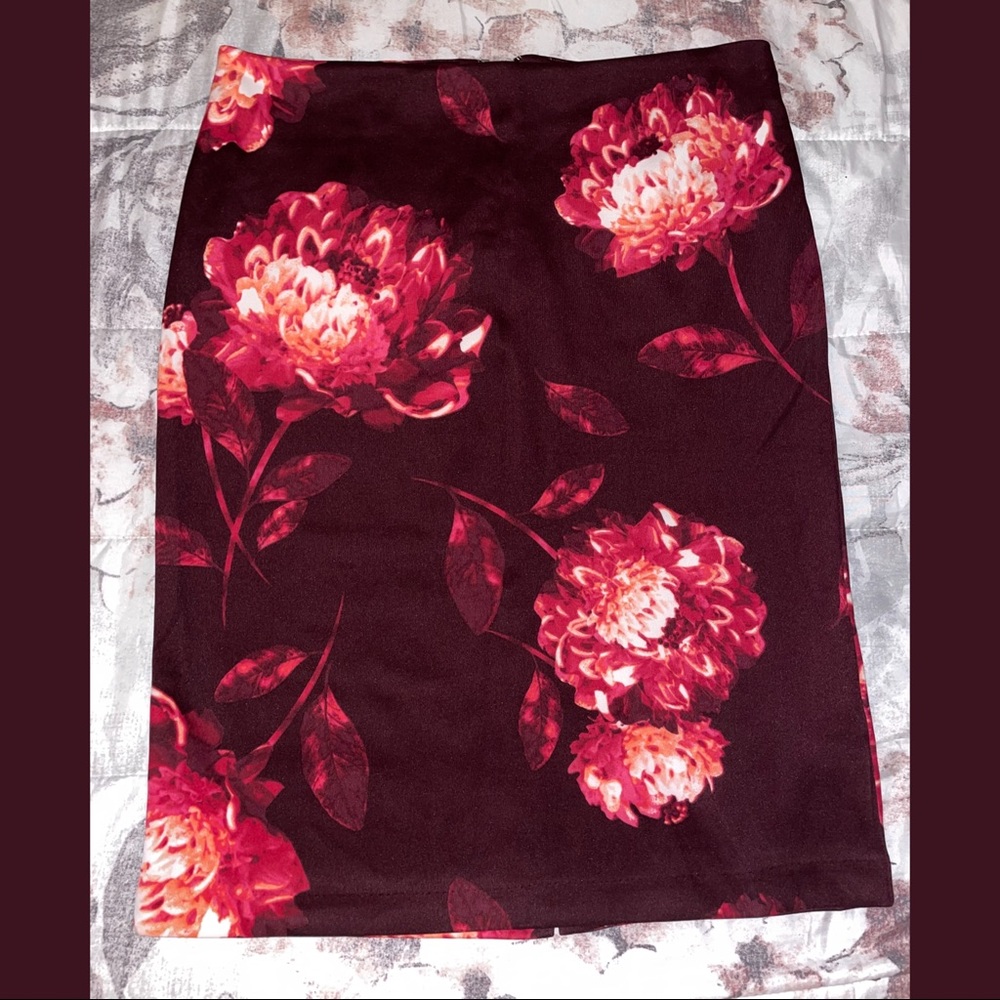 New York & Co. Floral Print Skirt Size: 14